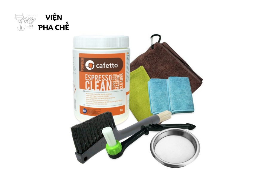 Bước 1: Chuẩn bị dụng cụ làm sạch cần thiết