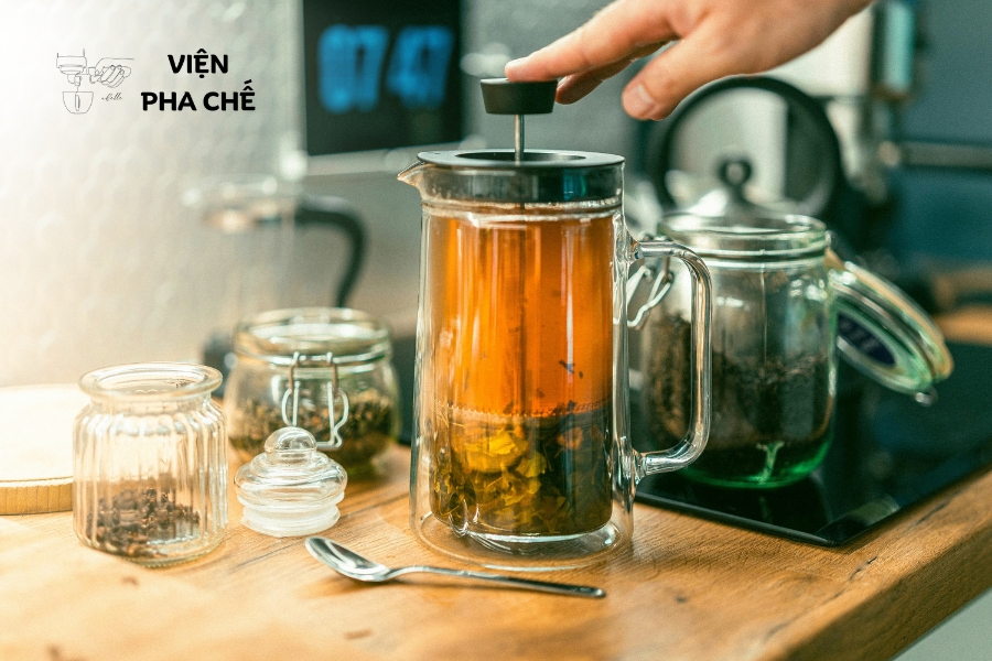 Kỹ Thuật Ủ Trà Và Pha Cốt Trà Chuẩn Vị