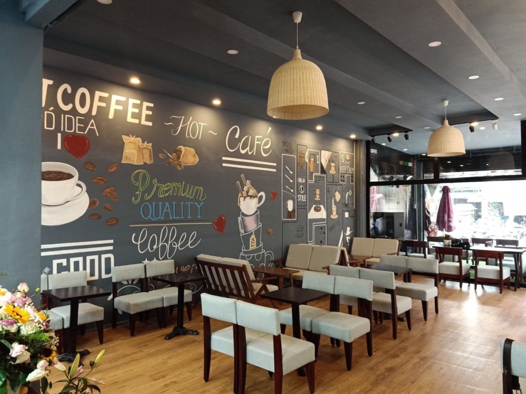 Lộ Trình Từ Người Mới Bắt Đầu Đến Chuyên Gia Kinh Doanh F&B