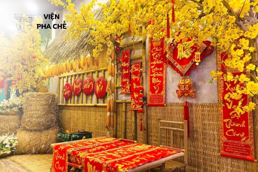 Trang trí không gian với hoa mai, hoa đào và cây cảnh ngày Tết